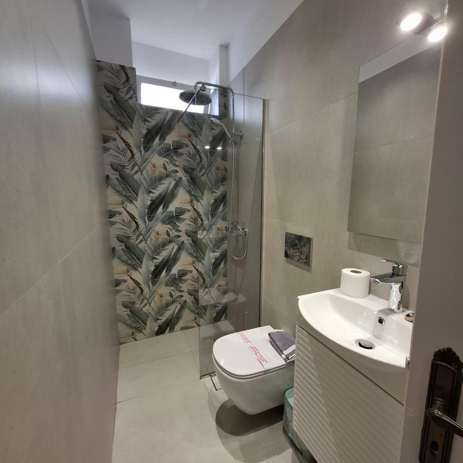 Aquarella-Stylish Veranda Apartment In Centre Of Poros Town מראה חיצוני תמונה