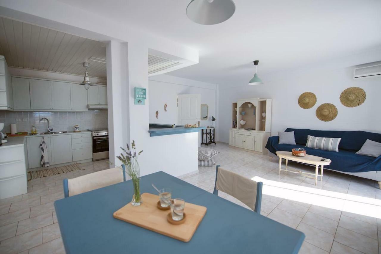 Aquarella-Stylish Veranda Apartment In Centre Of Poros Town מראה חיצוני תמונה
