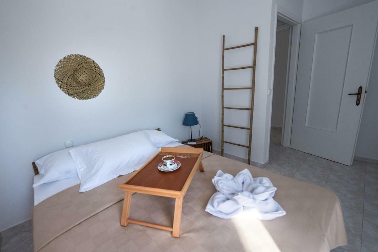 Aquarella-Stylish Veranda Apartment In Centre Of Poros Town מראה חיצוני תמונה