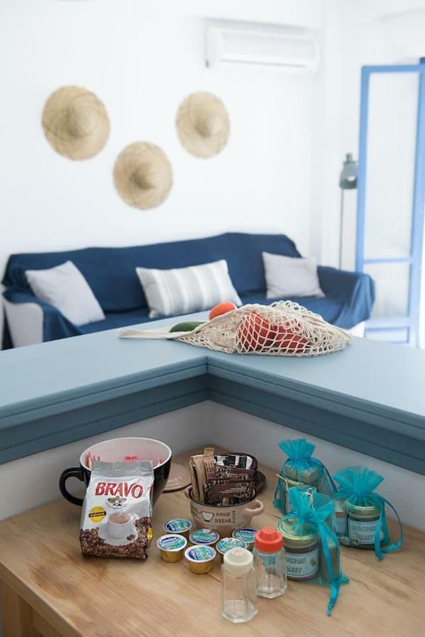 Aquarella-Stylish Veranda Apartment In Centre Of Poros Town מראה חיצוני תמונה