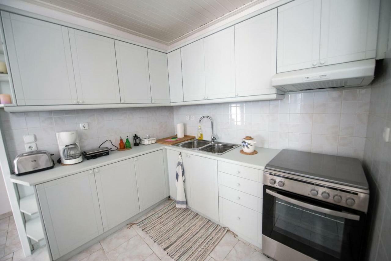 Aquarella-Stylish Veranda Apartment In Centre Of Poros Town מראה חיצוני תמונה
