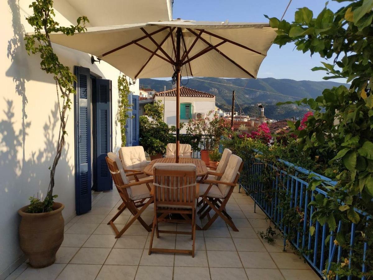 Aquarella-Stylish Veranda Apartment In Centre Of Poros Town מראה חיצוני תמונה