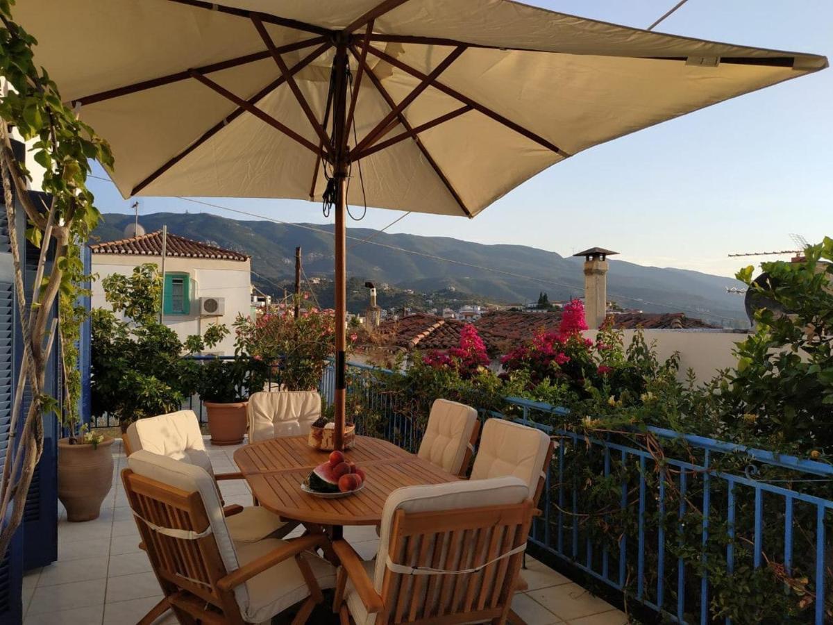 Aquarella-Stylish Veranda Apartment In Centre Of Poros Town מראה חיצוני תמונה