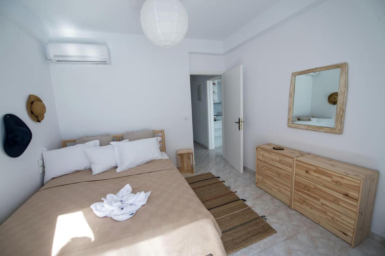 Aquarella-Stylish Veranda Apartment In Centre Of Poros Town מראה חיצוני תמונה